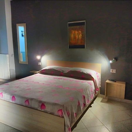Confy Apartments ポンペイ エクステリア 写真